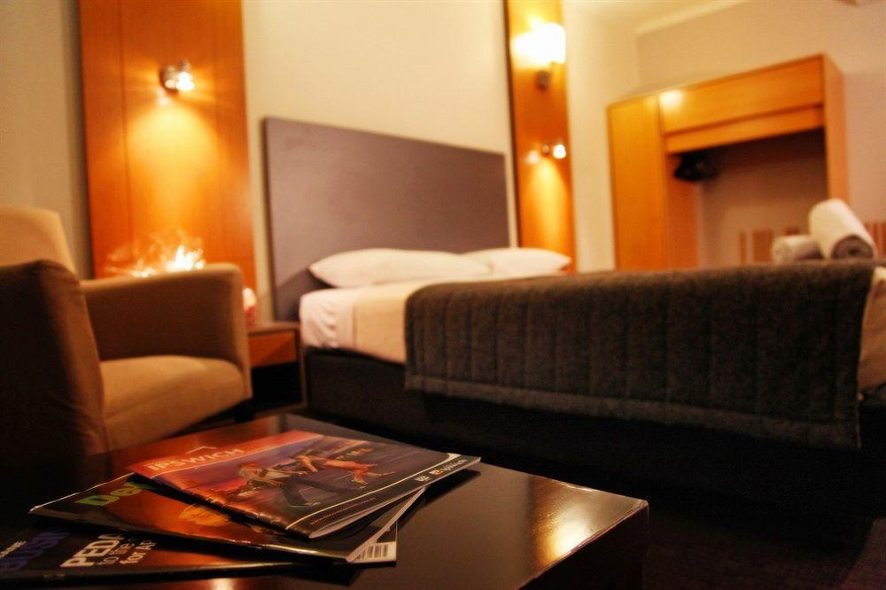 Metro Hotel Ipswich International Habitación foto